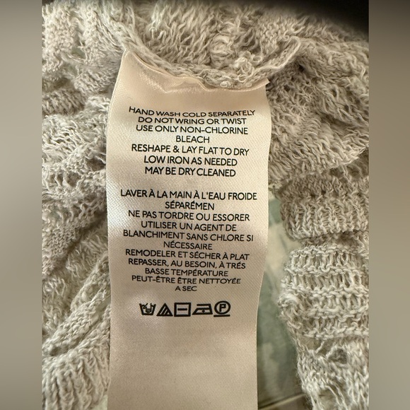 Free People NWT Gray Textured Knit Sweater - Picture 6 of 7